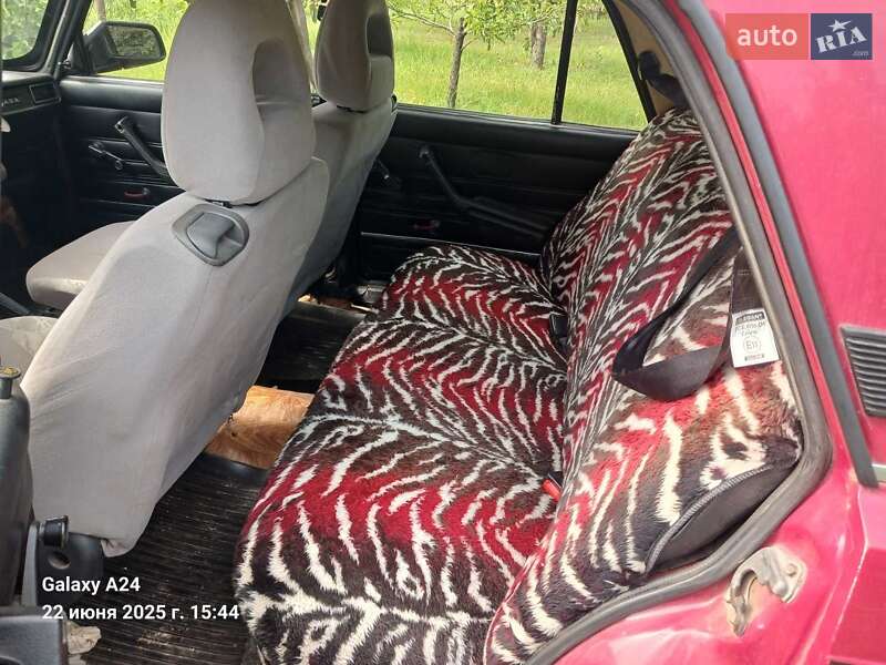 Седан ВАЗ / Lada 2105 1997 в Днепре фото 8 Седан ВАЗ / Lada 2105 1997 в Днепре