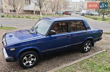 Седан ВАЗ 2105 1990 в Авангарде