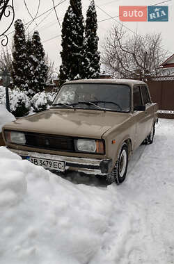 Седан ВАЗ 2105 1985 в Ладыжине