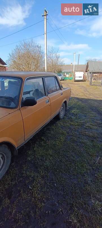 Седан ВАЗ / Lada 2105 1981 в Буске