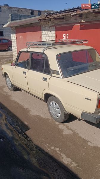 Седан ВАЗ / Lada 2105 1990 в Харькове