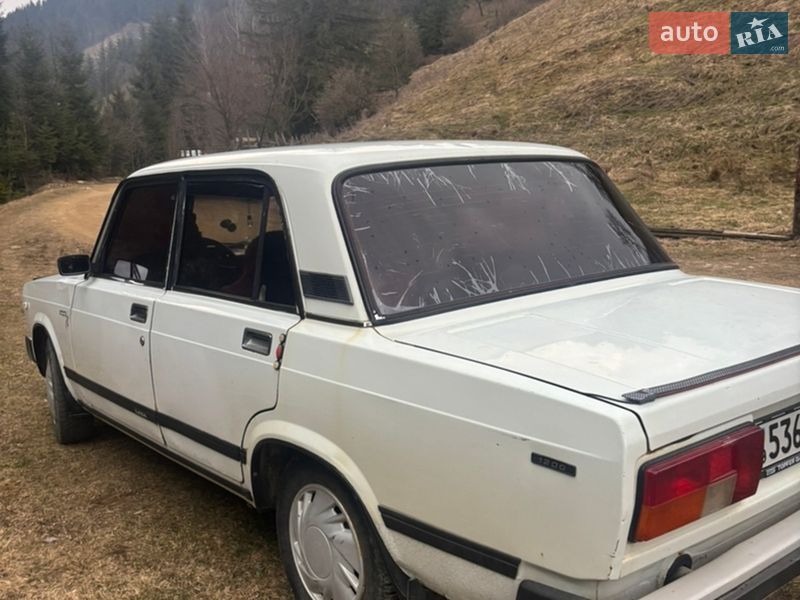 Седан ВАЗ / Lada 2105 1992 в Верховине