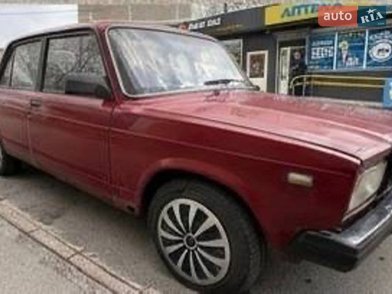 Седан ВАЗ / Lada 2105 1983 в Киеве фото 3 Седан ВАЗ / Lada 2105 1983 в Киеве