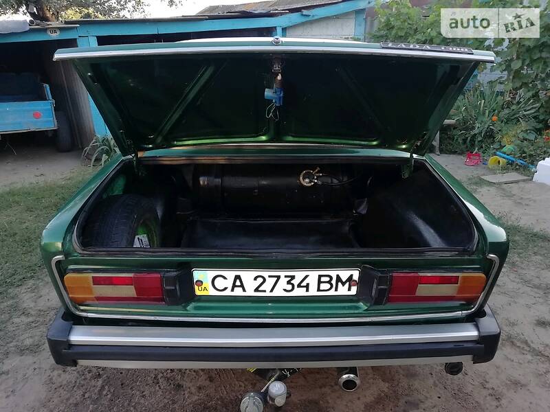 Седан ВАЗ / Lada 2106 1983 в Умані