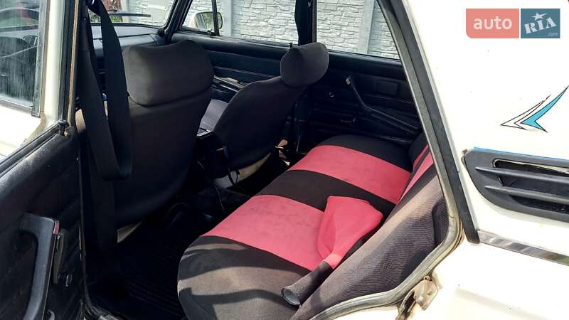 Седан ВАЗ / Lada 2106 1993 в Кременчуге фото 10 Седан ВАЗ / Lada 2106 1993 в Кременчуге