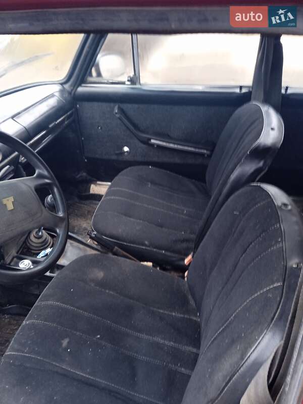 Седан ВАЗ / Lada 2106 1987 в Кривом Роге