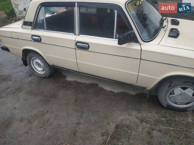 Седан ВАЗ / Lada 2106 1988 в Волочиську