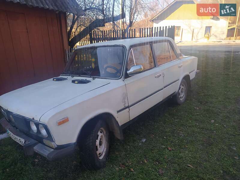 Седан ВАЗ / Lada 2106 1995 в Старом Самборе