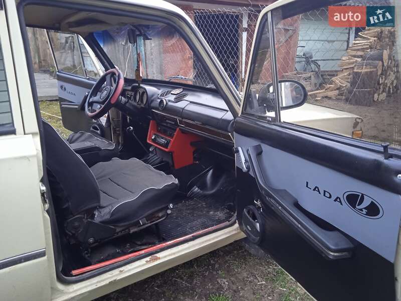Седан ВАЗ / Lada 2106 1990 в Городне