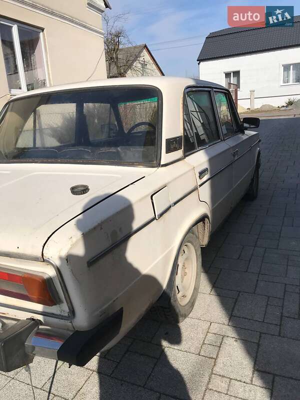 Седан ВАЗ / Lada 2106 1991 в Комарному