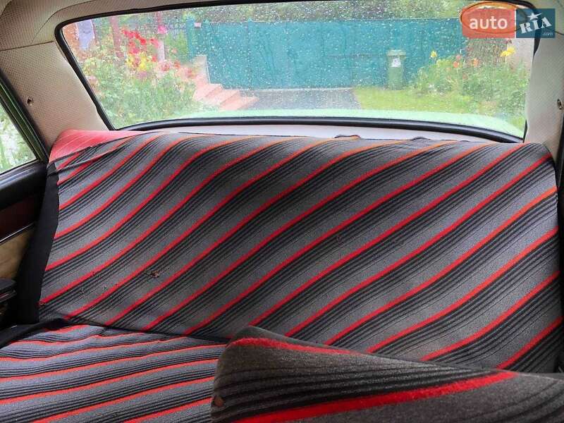 Седан ВАЗ / Lada 2106 1981 в Великом Березном фото 5 Седан ВАЗ / Lada 2106 1981 в Великом Березном