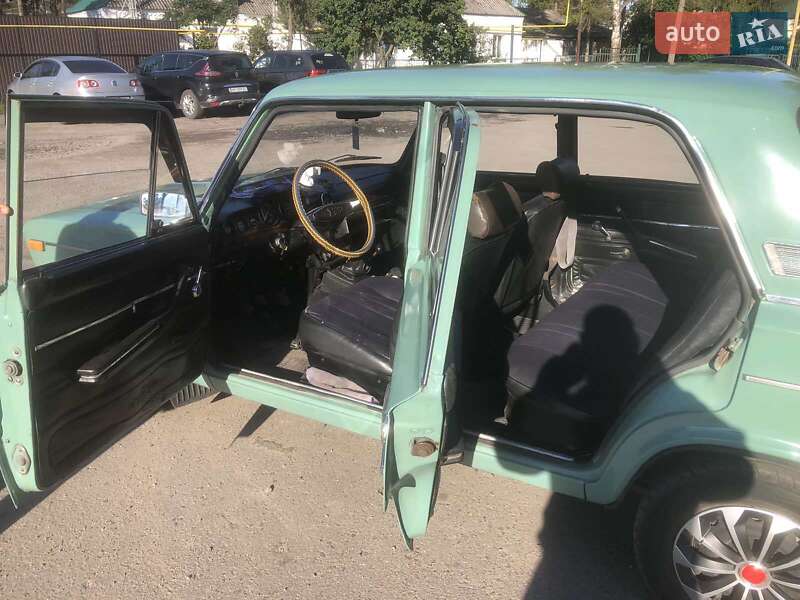 Седан ВАЗ / Lada 2106 1987 в Липовой Долине