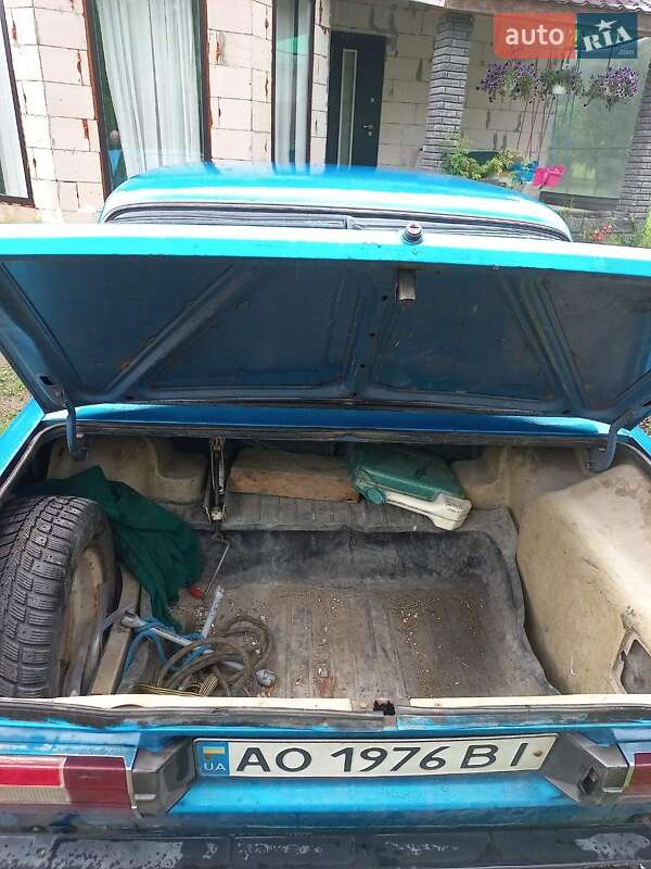 Седан ВАЗ / Lada 2106 1986 в Тячеве