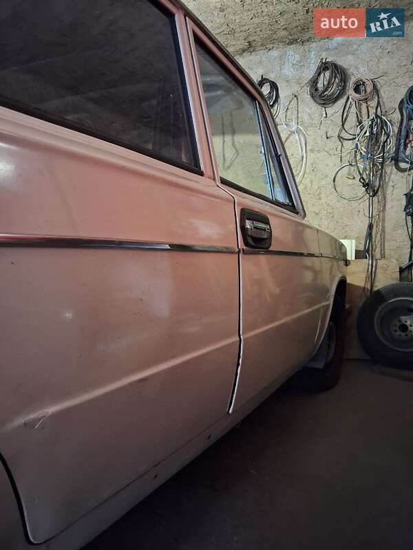 Седан ВАЗ / Lada 2106 1985 в Березовке фото 13 Седан ВАЗ / Lada 2106 1985 в Березовке