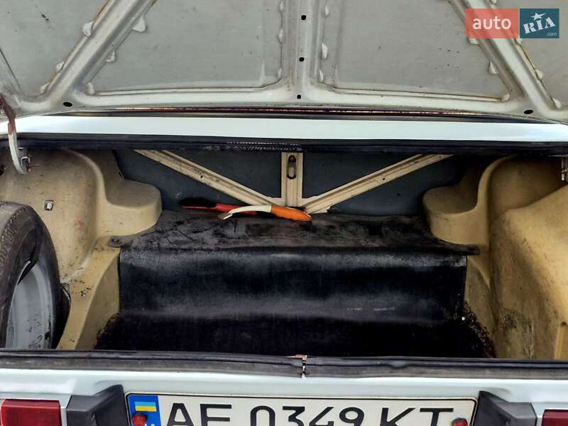 Седан ВАЗ / Lada 2106 1990 в Новомосковську