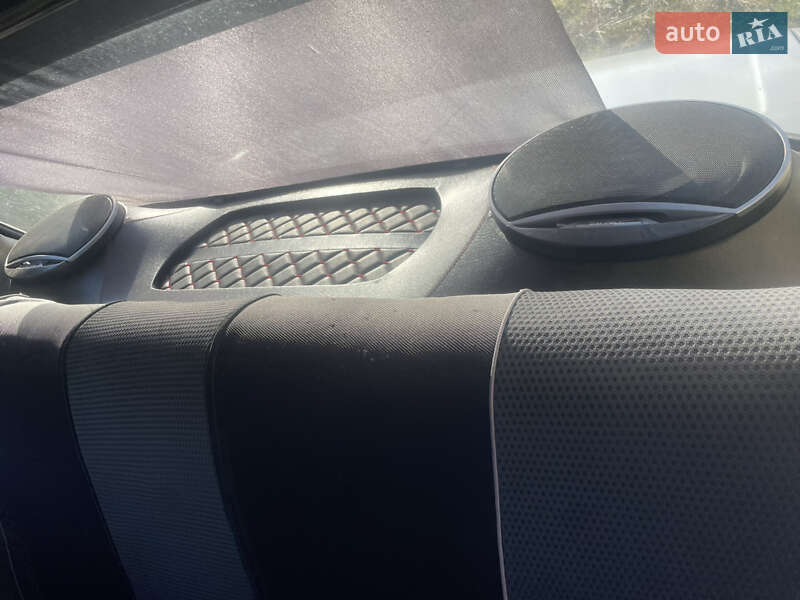 Седан ВАЗ / Lada 2106 1984 в Ровно