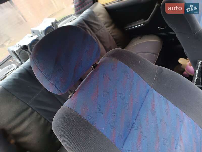 Седан ВАЗ / Lada 2106 1982 в Любомлі