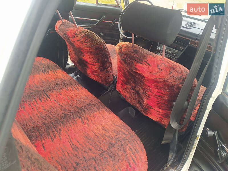 Седан ВАЗ / Lada 2106 1990 в Ровно