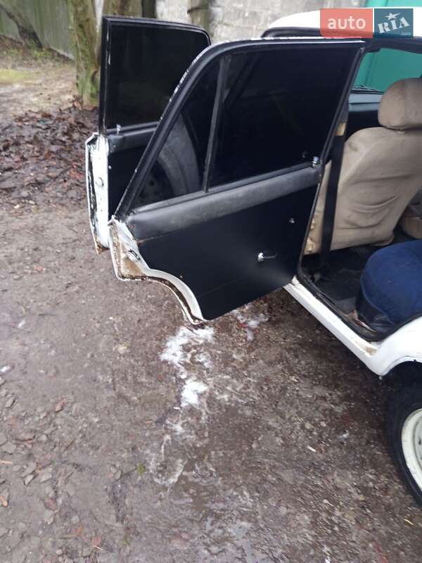 Седан ВАЗ / Lada 2106 1992 в Харькове фото 6 Седан ВАЗ / Lada 2106 1992 в Харькове