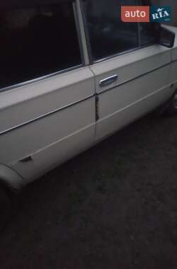 Седан ВАЗ 2106 1990 в Чемеровцах