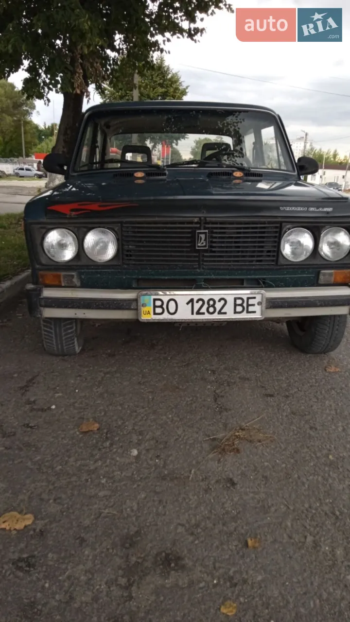 машина 2001року не