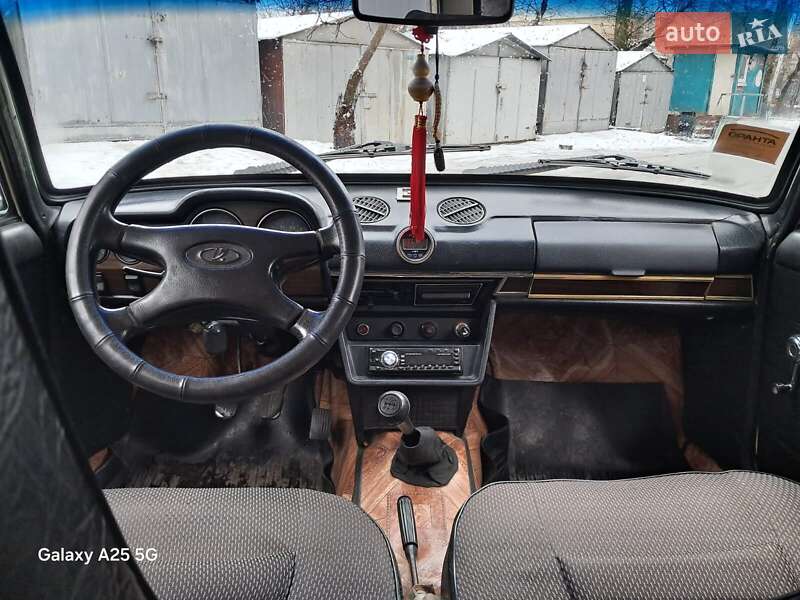 Седан ВАЗ / Lada 2106 1993 в Дніпрі