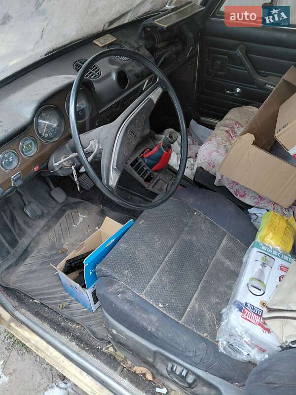 Седан ВАЗ / Lada 2106 1986 в Кременчуге фото 7 Седан ВАЗ / Lada 2106 1986 в Кременчуге