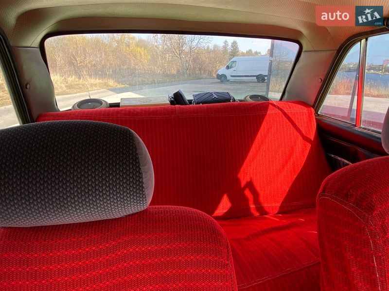 Седан ВАЗ / Lada 2106 1984 в Ровно