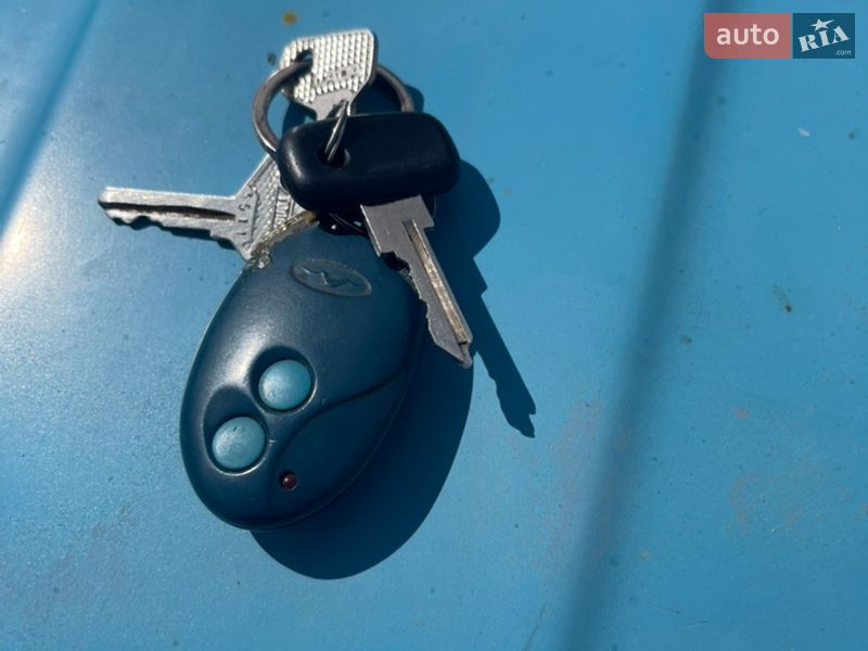 Седан ВАЗ / Lada 2106 1990 в Дніпрі