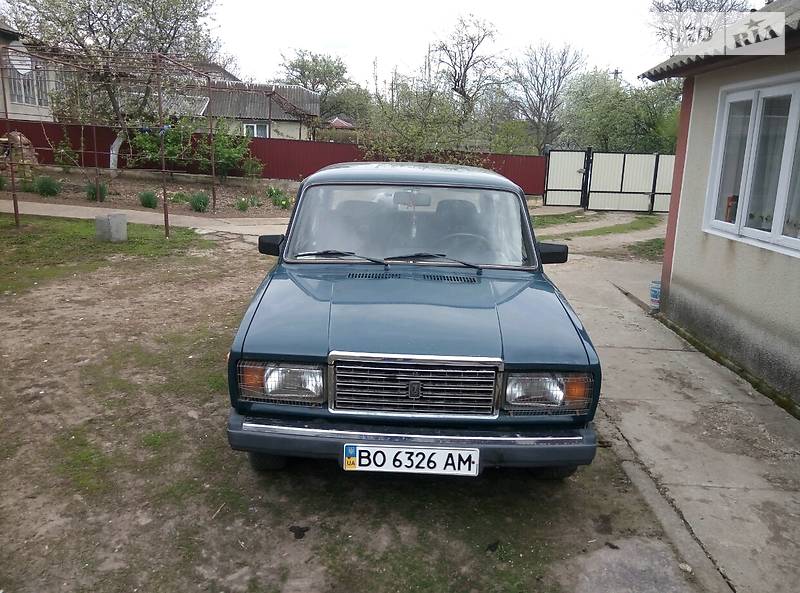 Седан ВАЗ / Lada 2107 2003 в Залещиках