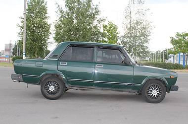 Седан ВАЗ / Lada 2107 1999 в Днепре