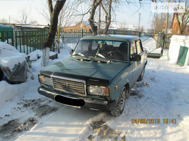 Седан ВАЗ / Lada 2107 2004 в Виннице