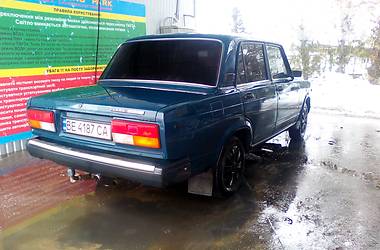 Седан ВАЗ / Lada 2107 1999 в Первомайске