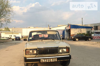 Седан ВАЗ / Lada 2107 1989 в Львове