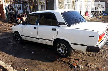 Седан ВАЗ / Lada 2107 1987 в Черновцах