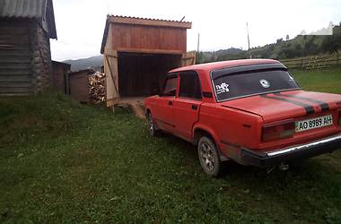 Седан ВАЗ / Lada 2107 1992 в Рахове