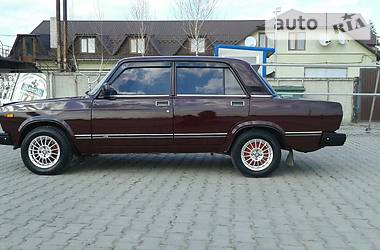 Седан ВАЗ / Lada 2107 2008 в Черновцах