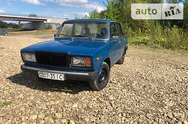 Седан ВАЗ / Lada 2107 2004 в Ивано-Франковске