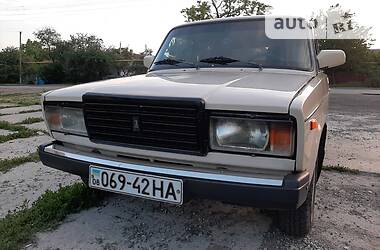 Седан ВАЗ / Lada 2107 1995 в Энергодаре