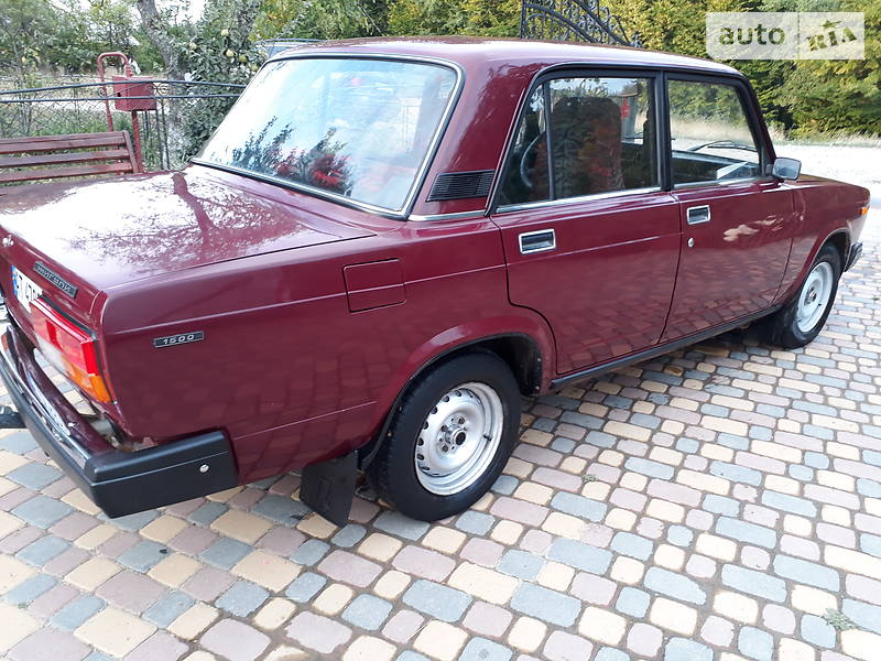 Седан ВАЗ / Lada 2107 2003 в Богородчанах