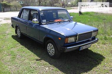 Седан ВАЗ / Lada 2107 2005 в Николаеве
