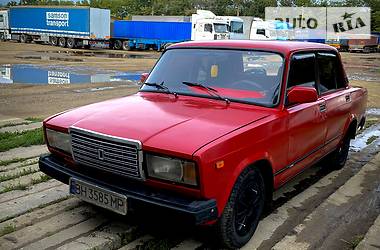 Седан ВАЗ / Lada 2107 1984 в Одессе