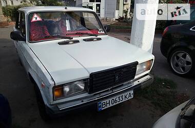 Седан ВАЗ / Lada 2107 1990 в Одессе