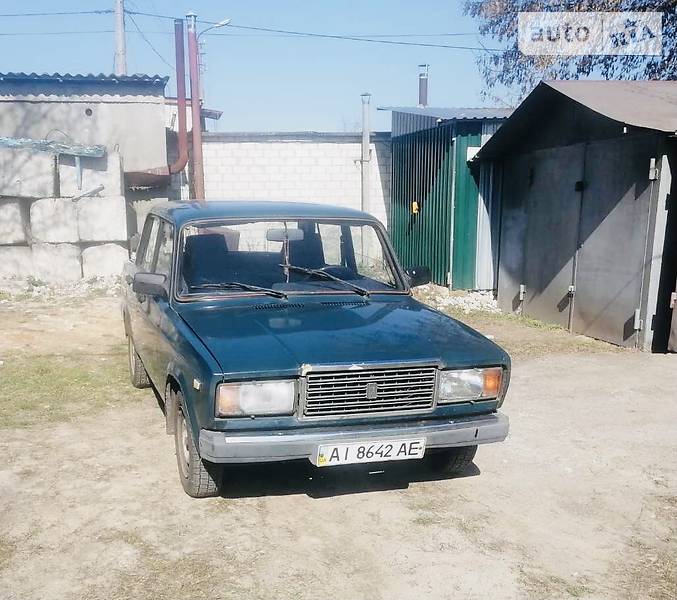 Седан ВАЗ / Lada 2107 1999 в Броварах