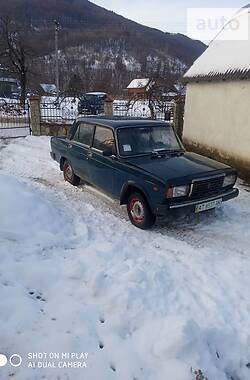 Седан ВАЗ / Lada 2107 2000 в Надворной