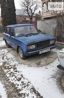 Седан ВАЗ / Lada 2107 2002 в Каменец-Подольском