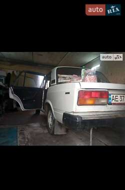 Седан ВАЗ / Lada 2107 1987 в Днепре