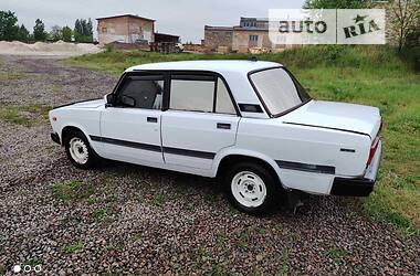 Седан ВАЗ / Lada 2107 1990 в Дубровице