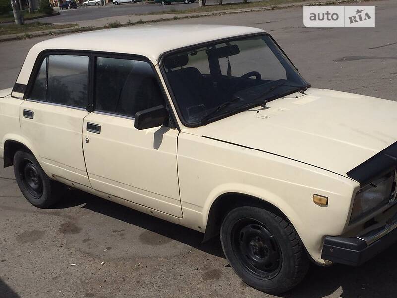 Седан ВАЗ / Lada 2107 1992 в Ивано-Франковске