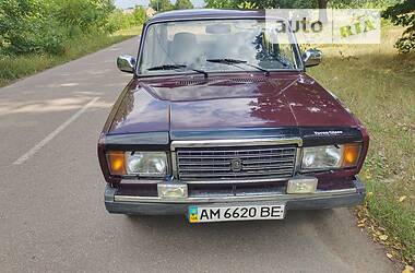 Седан ВАЗ / Lada 2107 2005 в Черняхове